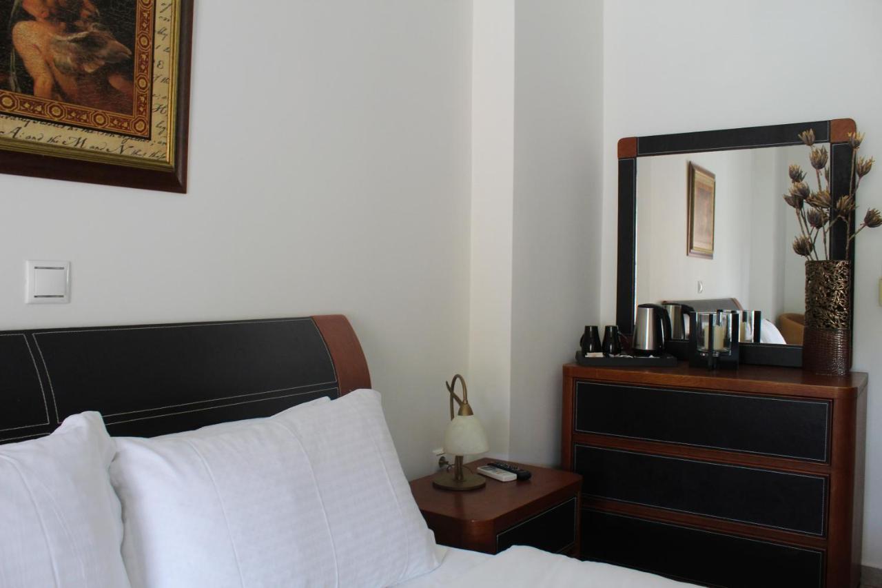 Sofotel Koroni  Luaran gambar