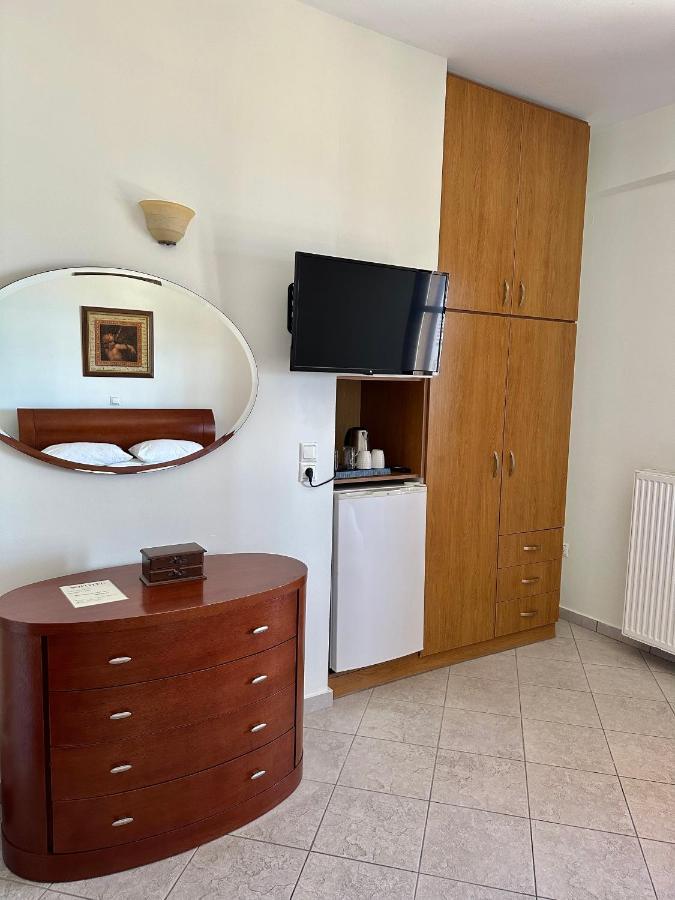 Sofotel Koroni  Luaran gambar