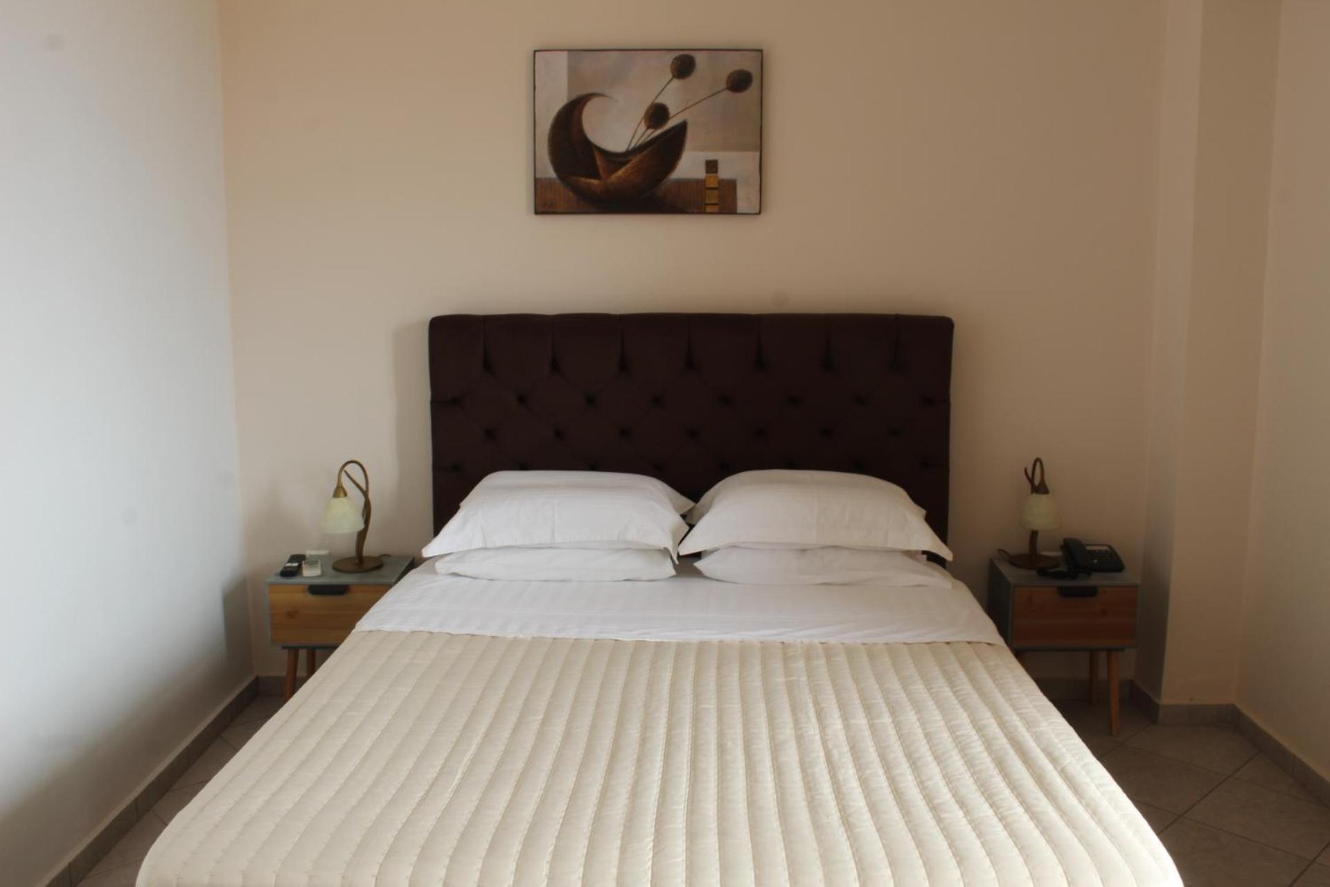 Sofotel Koroni  Luaran gambar