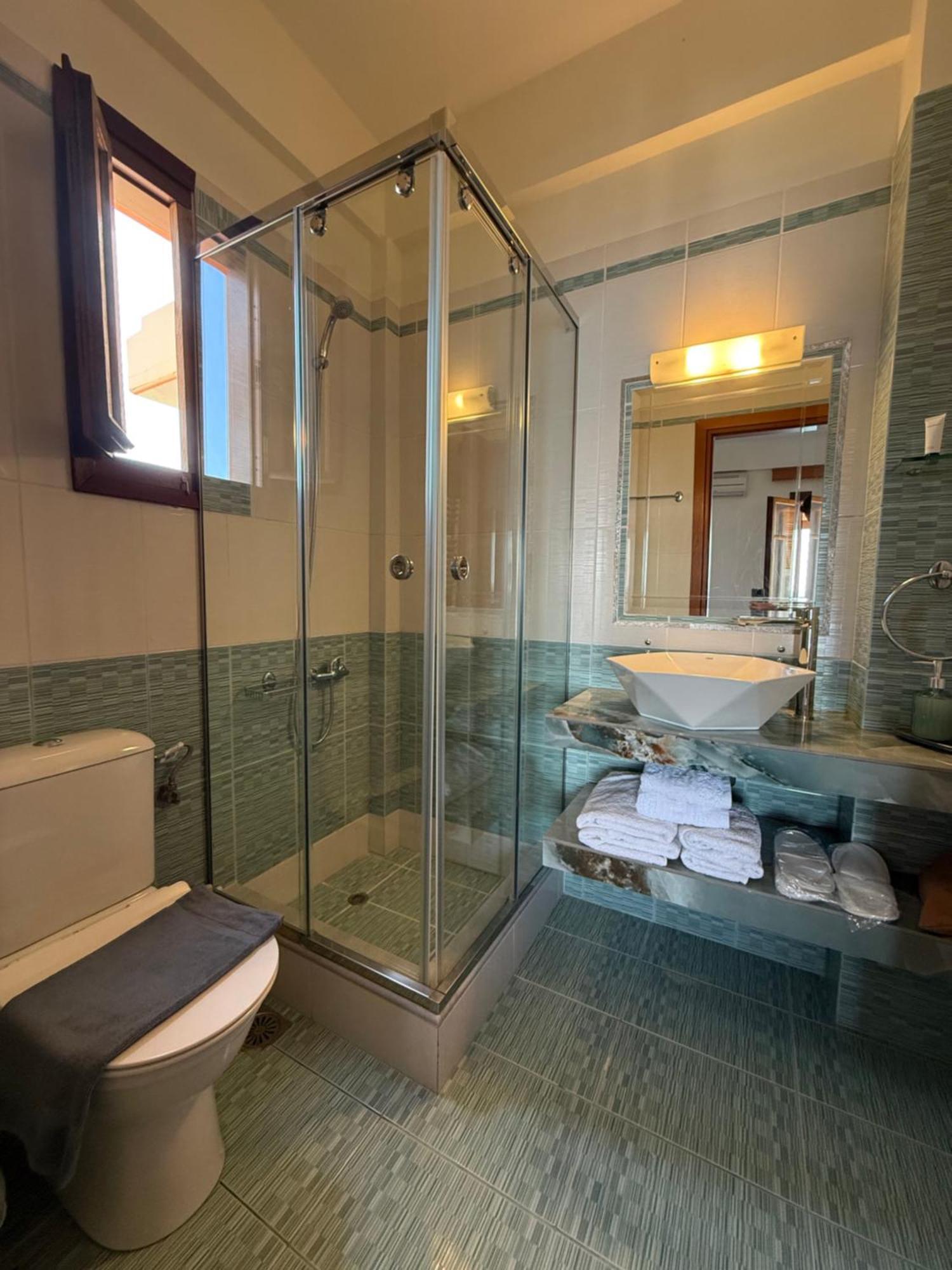 Sofotel Koroni  Luaran gambar