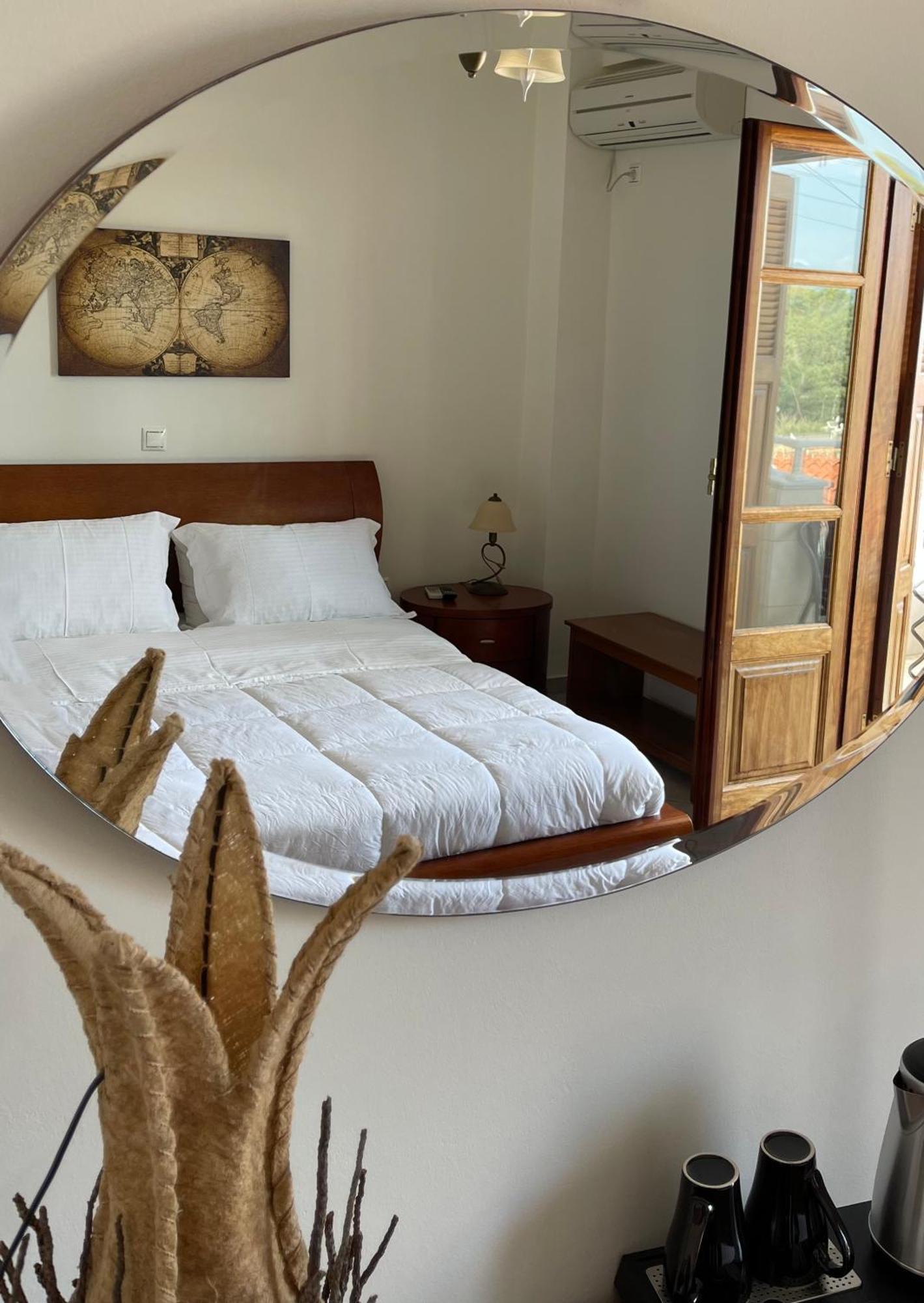 Sofotel Koroni  Luaran gambar
